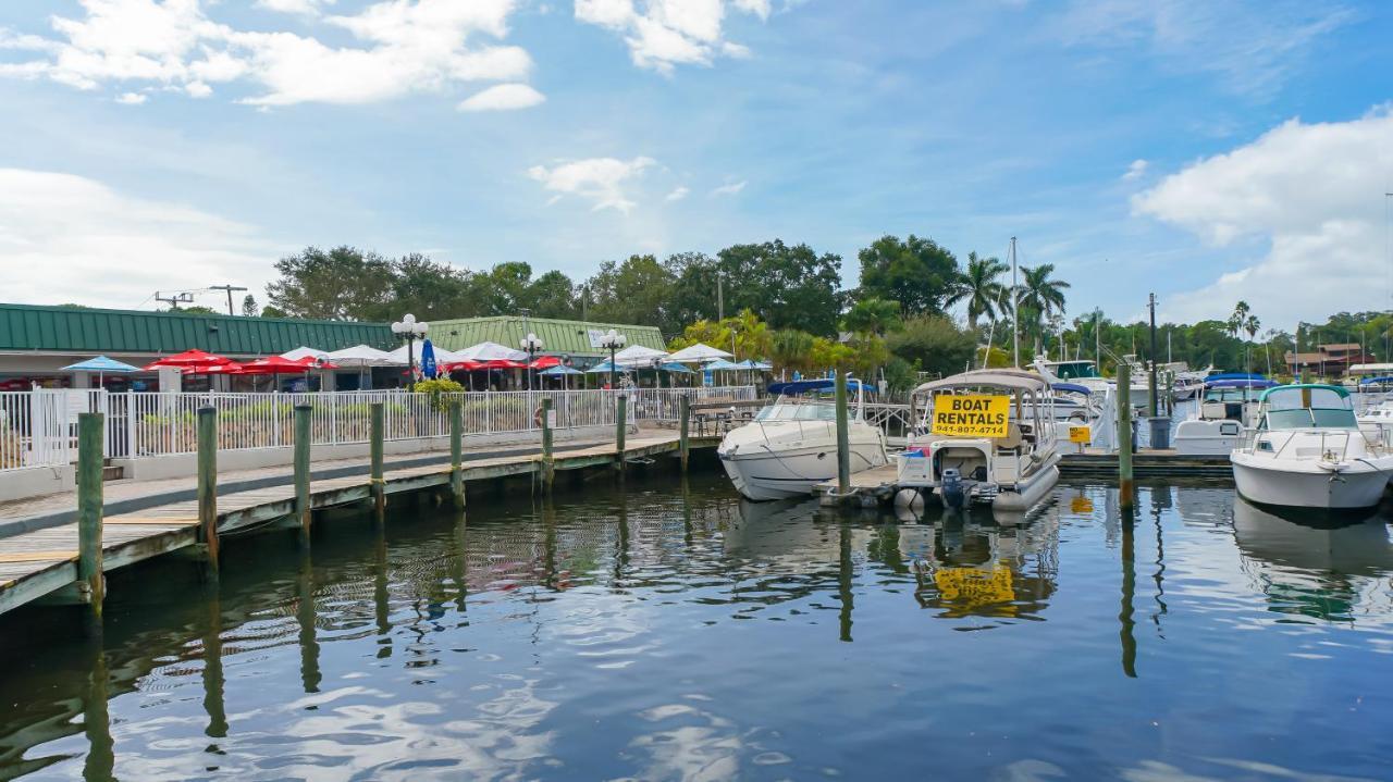 Heated Pool, Fireplace, 70" Tv, Waterfront & More! Sarasota Exterior foto